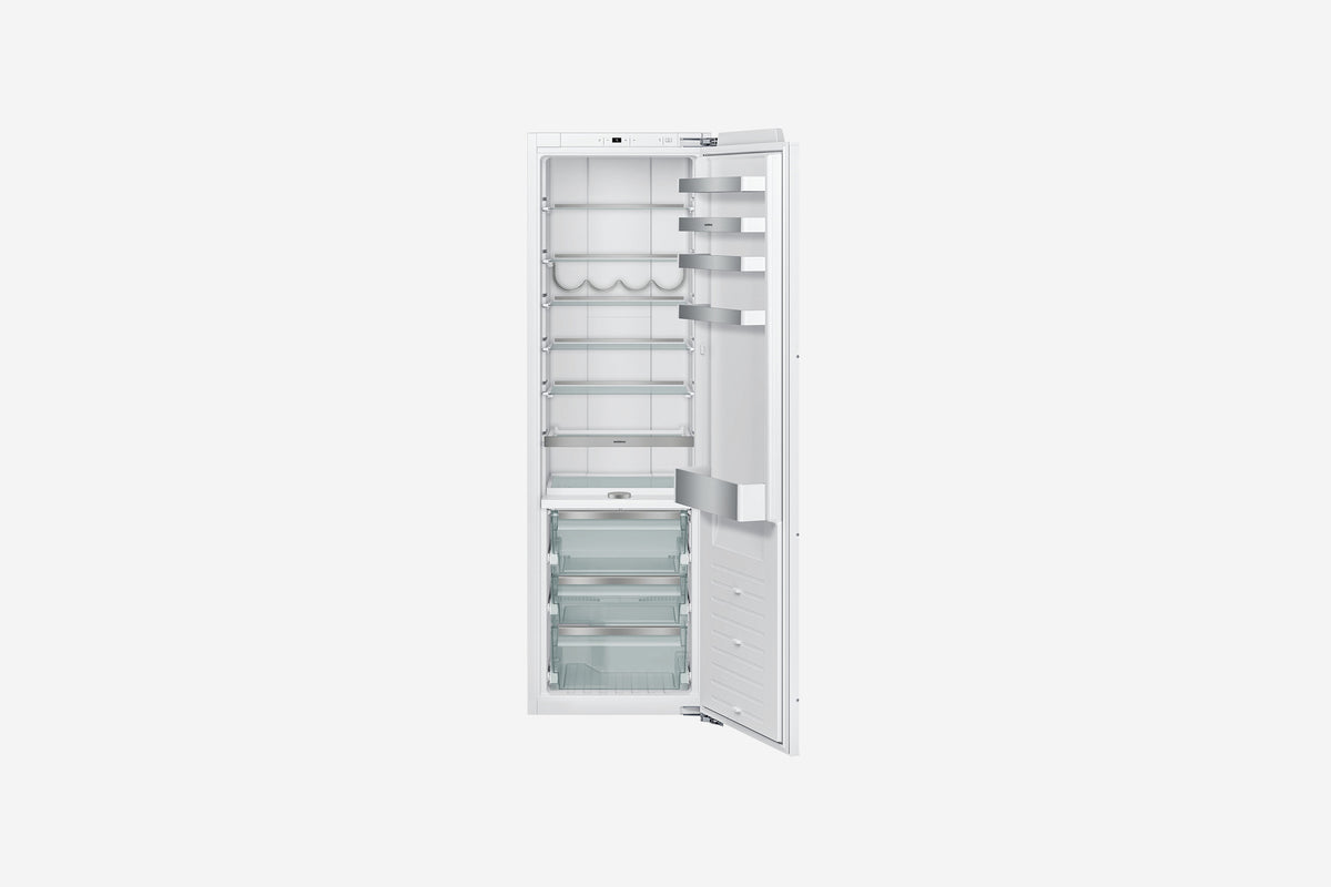 Gaggenau 200 Series Vario Fridge RC282306 - lifestyle kitchen installation shot