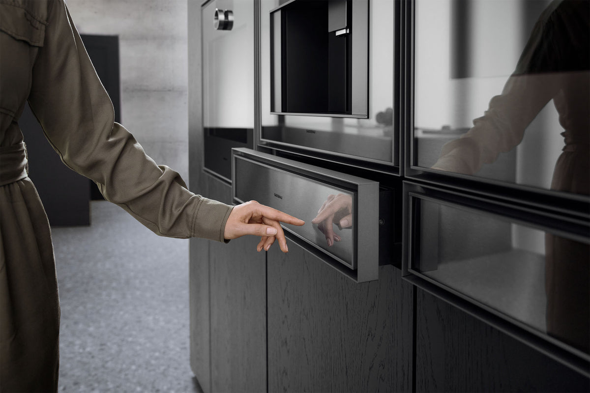 Gaggenau Expressive Series Warming Drawer GW453120 - close-up of stainless steel front and controls