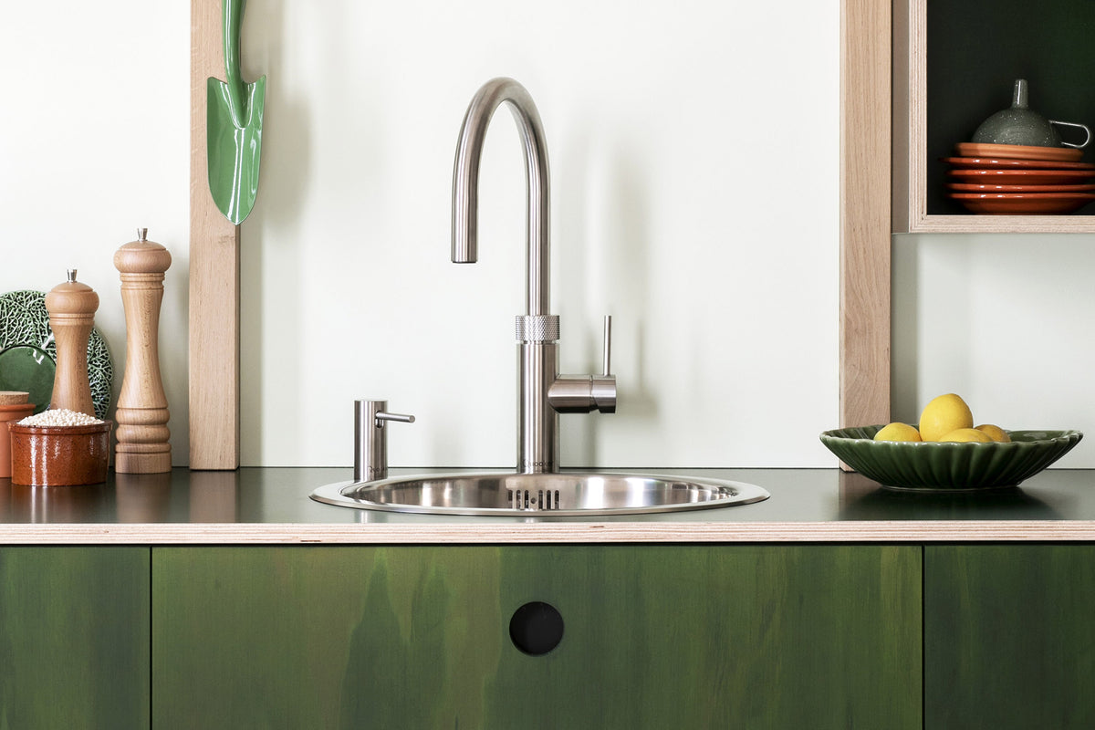 Quooker Flex round boiling water tap in stainless steel