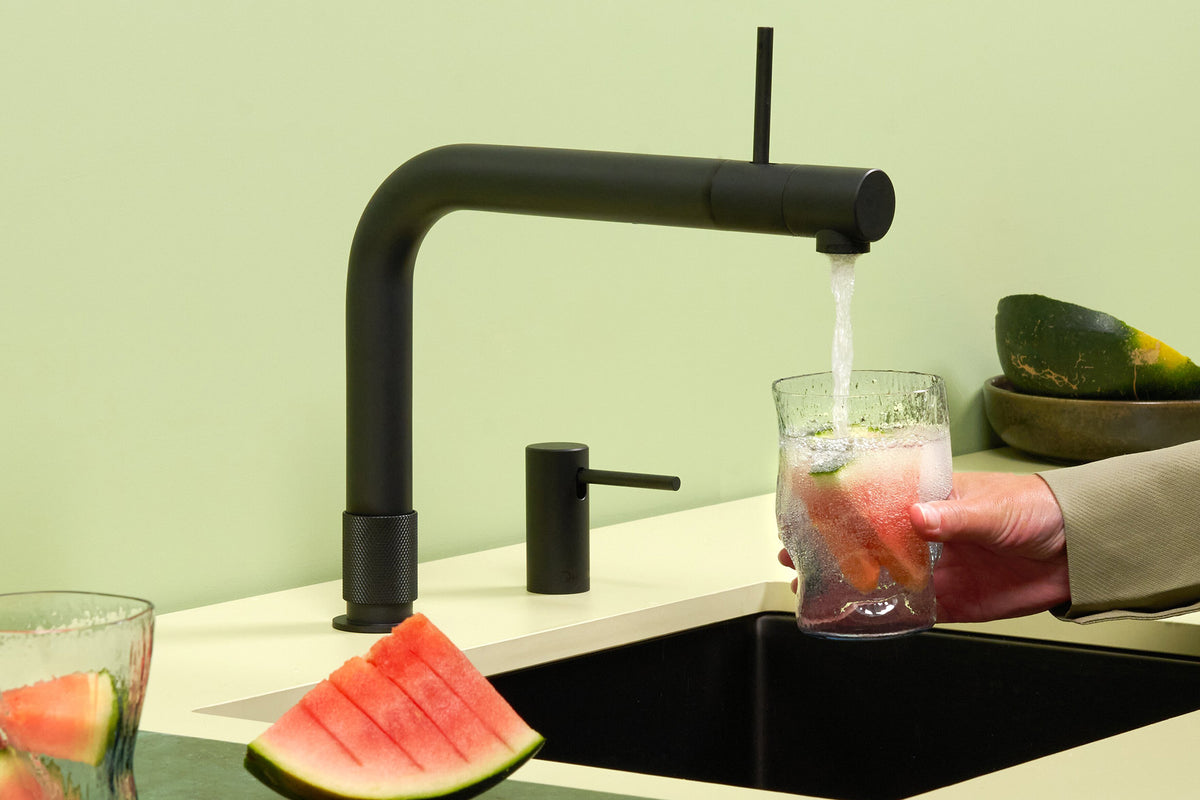Quooker Front boiling water tap in black