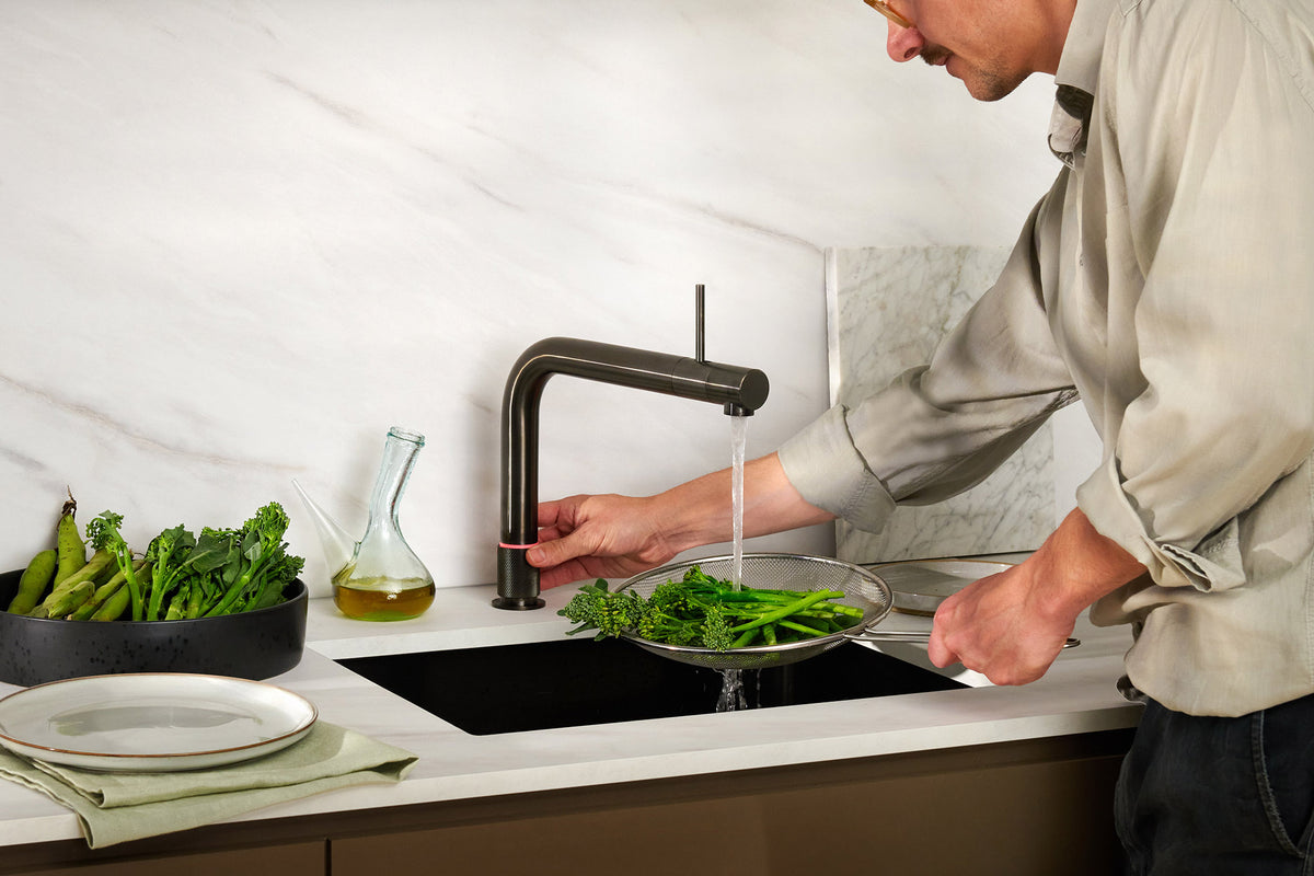 Quooker Front boiling water tap in gunmetal