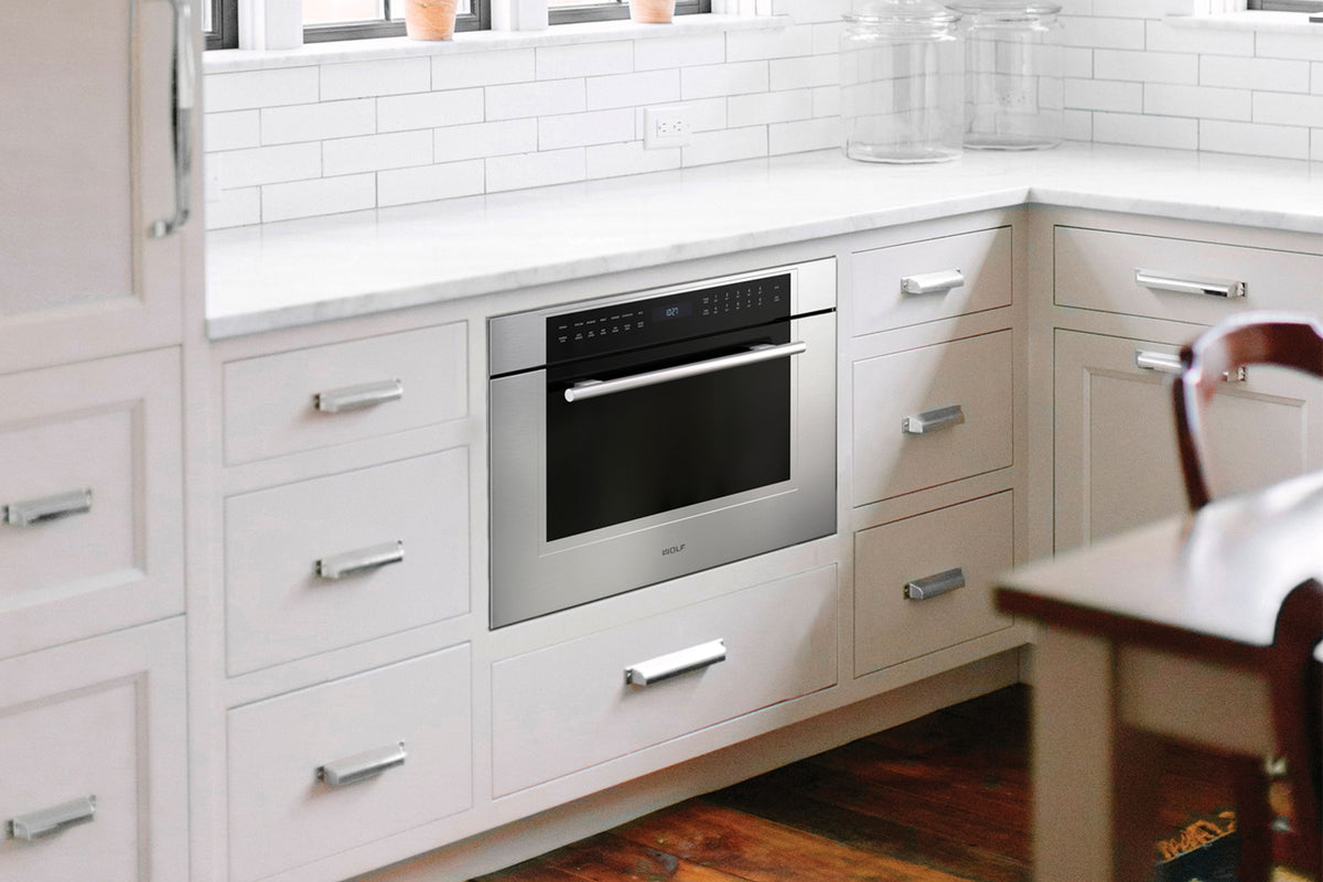 Wolf M Series Transitional 76 cm combi-microwave oven