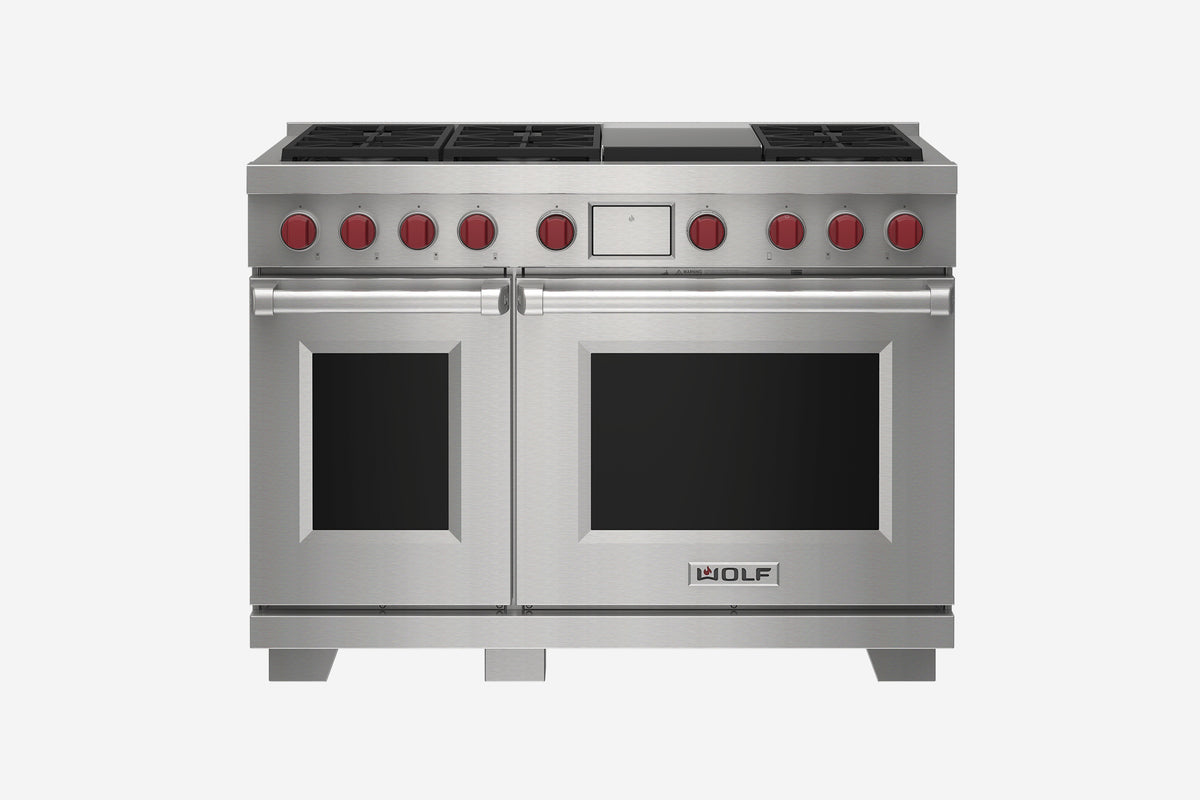 Wolf Dual Fuel 122 cm 6 burner & Teppanyaki range cooker