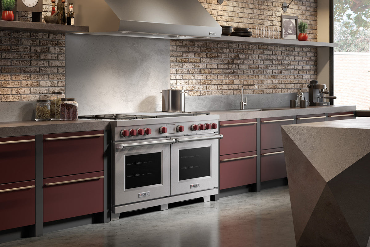 Wolf Dual Fuel 122 cm 6 burner & infrared dual Teppanyaki range cooker