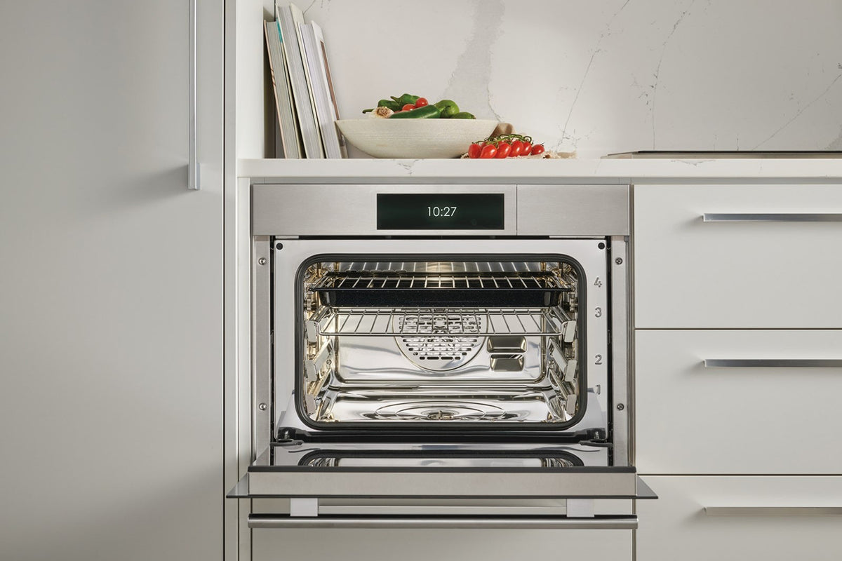 Wolf E Series Transitional convection steam oven - Plumbed