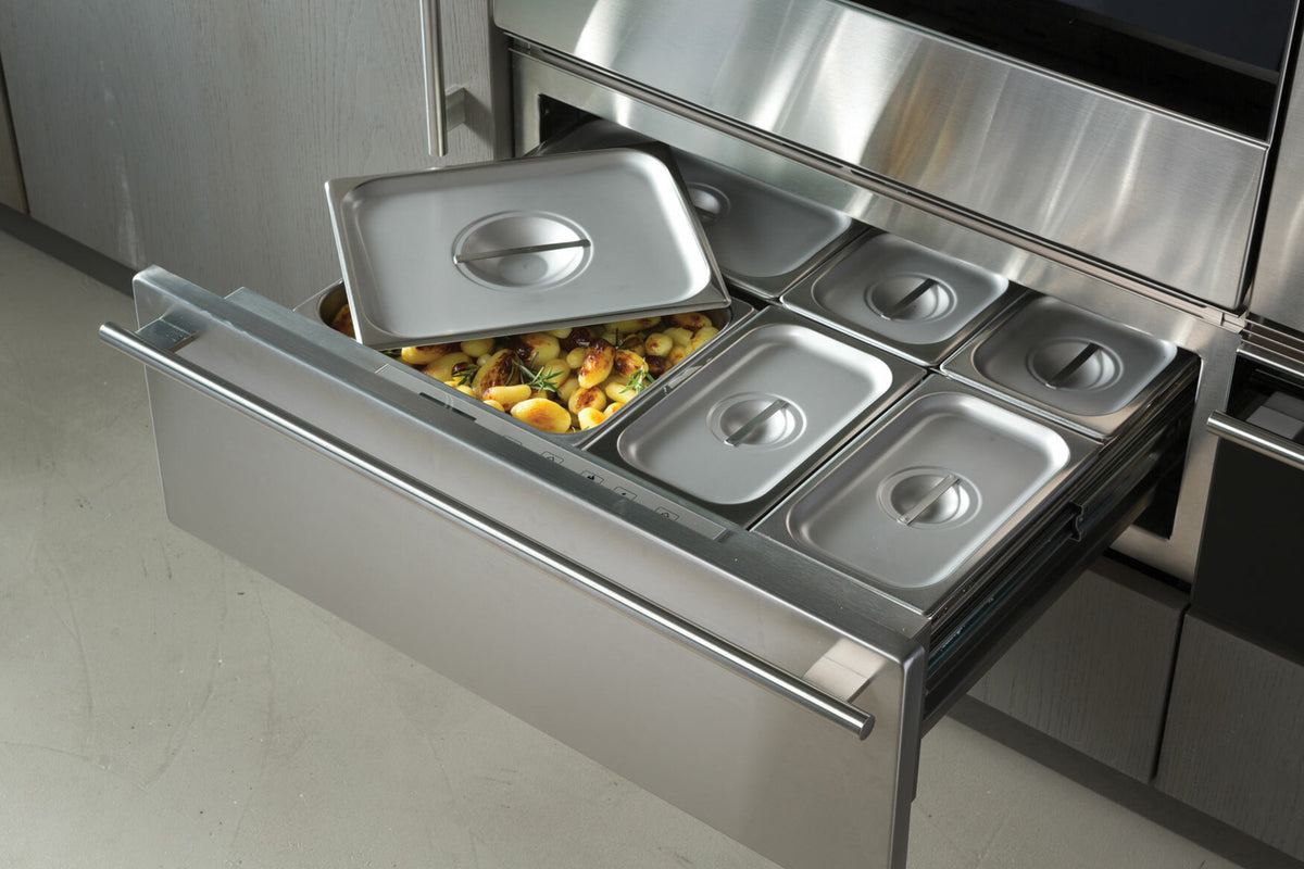 Wolf 76 cm warming drawer