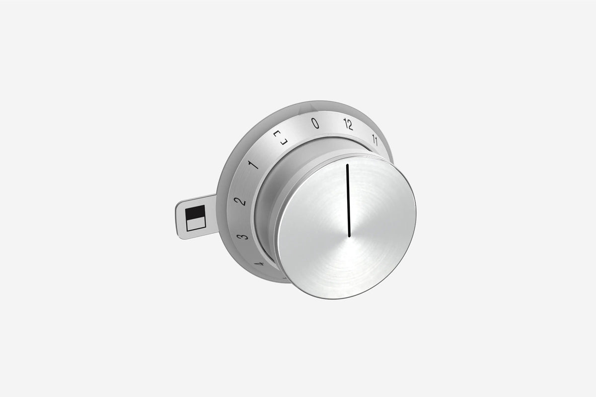 Gaggenau Control Knob Set CKG420010 - in-use shot installed on VG425 gas cooktop