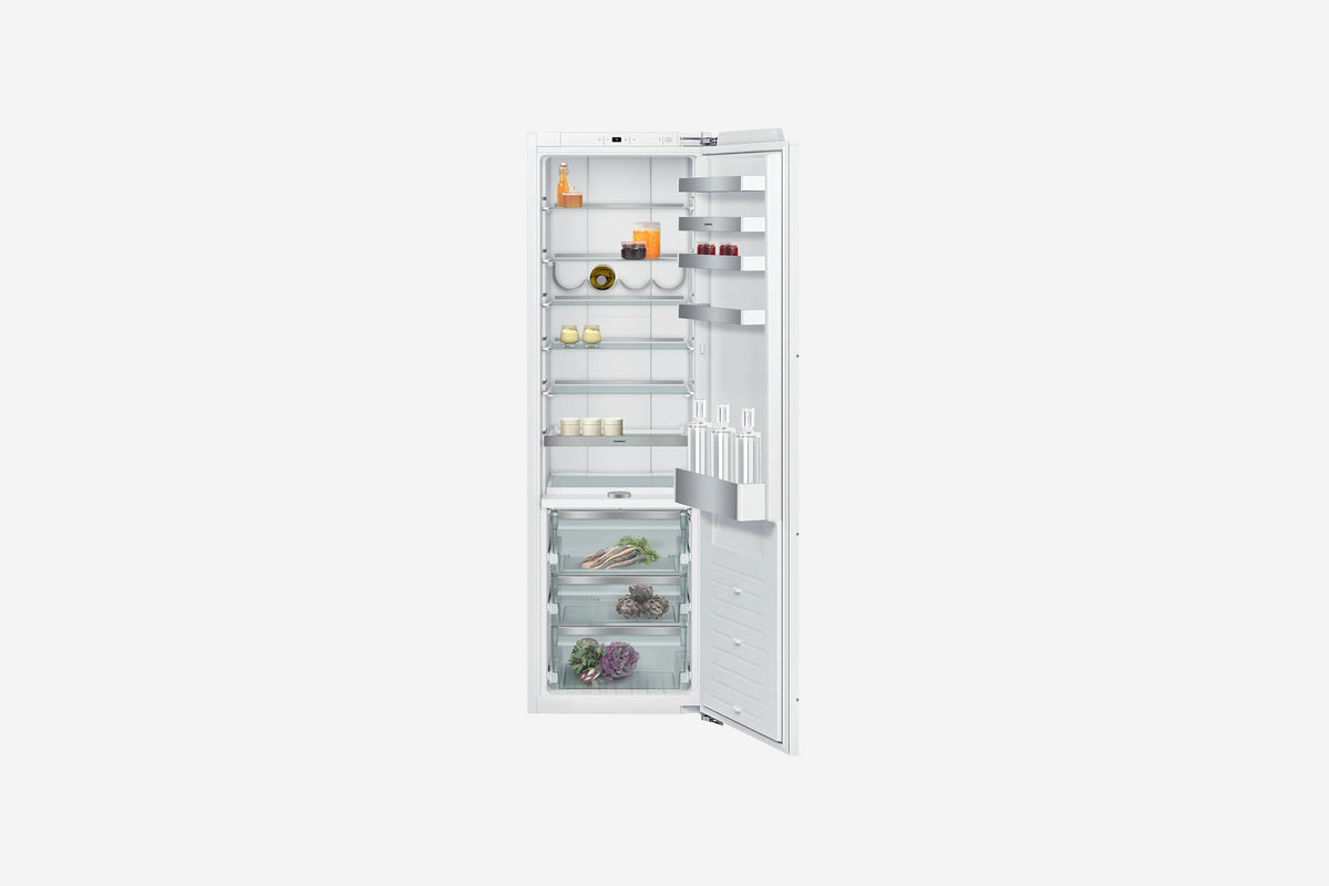 Gaggenau 200 Series Vario Fridge RC282306 56cm - hero product shot, door closed front view