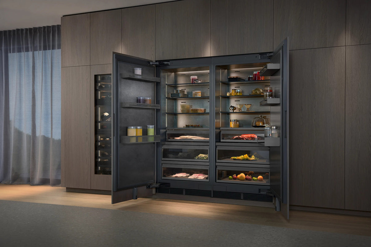 Gaggenau Expressive Series Vario Fridge RVC497190 - close-up of interior crisper drawer and humidity controls
