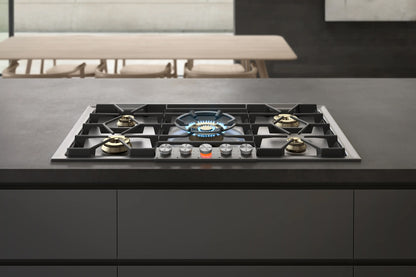 Gaggenau 200 Series 5 Burner Gas Cooktop VG295250 - angled view showing 5 burner layout and cast grates