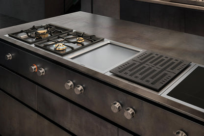 Gaggenau 400 Series Vario Single Burner Wok Gas Cooktop VG415215 - close-up of high-power wok burner crown