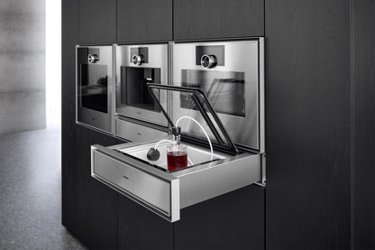 Gaggenau Expressive Series Vacuum Drawer GV051190 - close-up of control interface and drawer panel