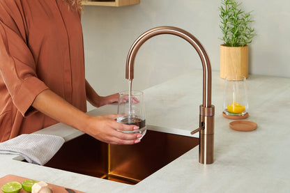 Quooker Fusion round boiling water tap in rose copper