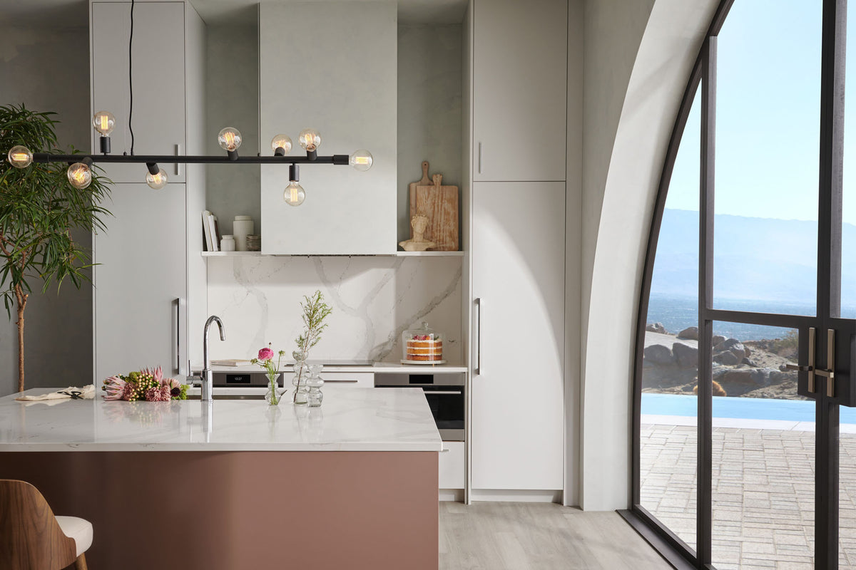 Sub-Zero Designer 61 cm column fridge