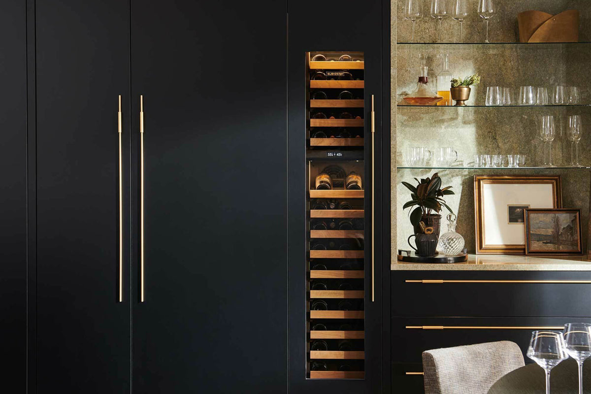 Sub-Zero Designer 76 cm column fridge