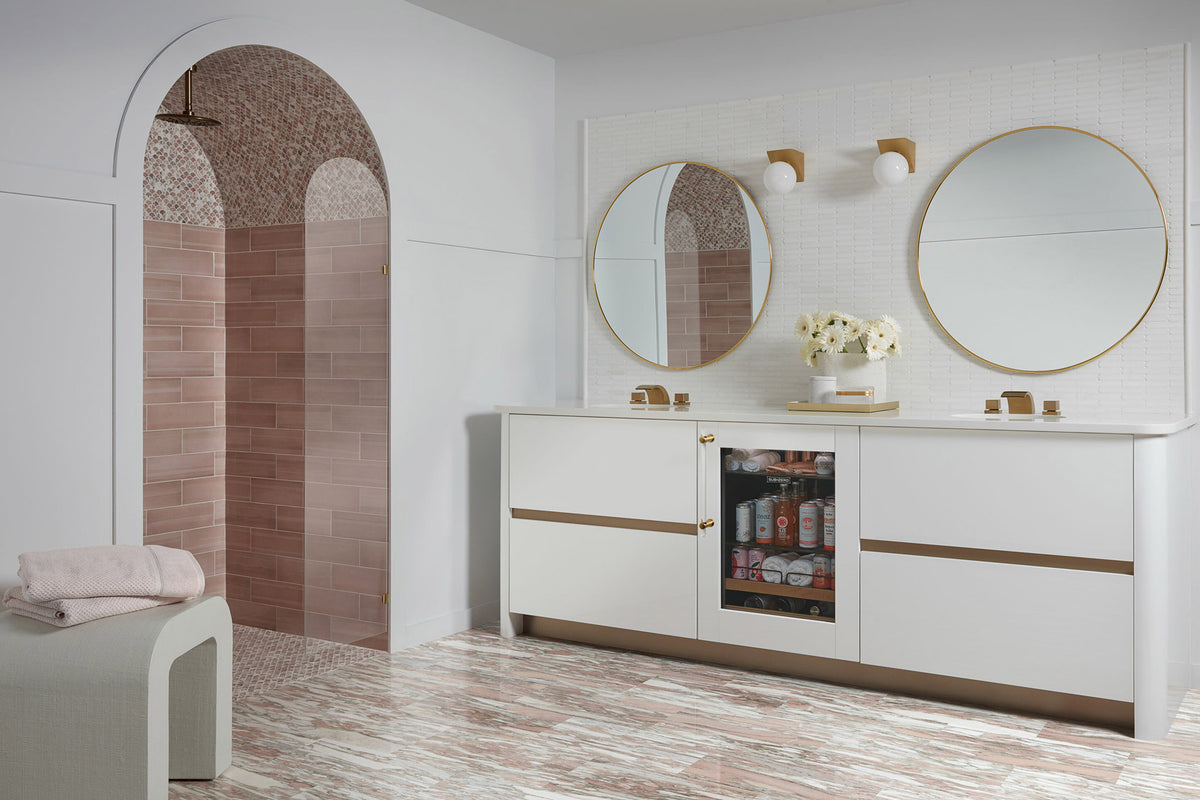 Sub-Zero Designer 61 cm under-counter beverage centre