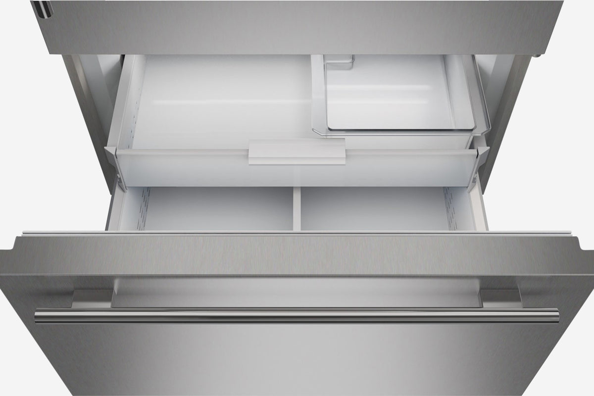 Sub-Zero Classic 91 cm under and over fridge-freezer