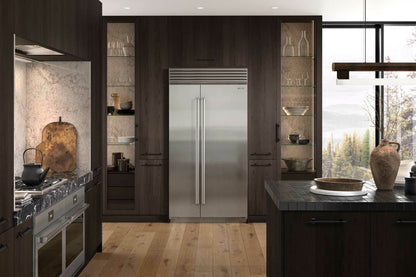 Sub-Zero Classic 107 cm side-by-side fridge-freezer