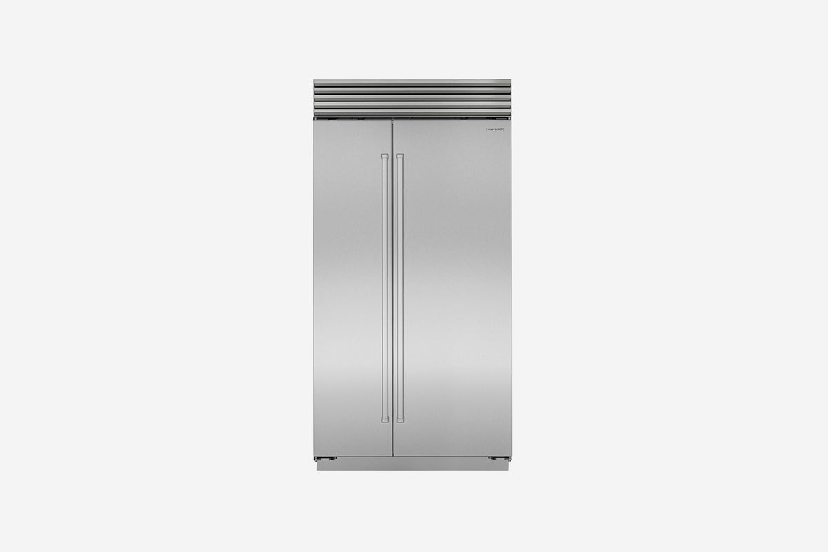 Sub-Zero Classic 107 cm side-by-side fridge-freezer