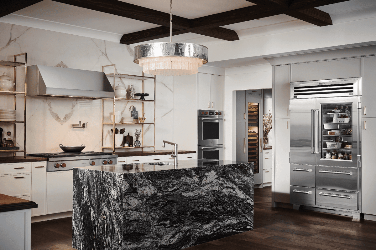 Wolf Designer Pro 76 cm wall mounted extractor hood