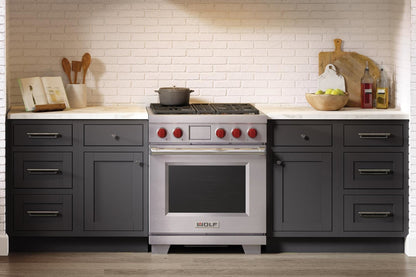 Wolf Dual Fuel 76 cm 4 burner range cooker