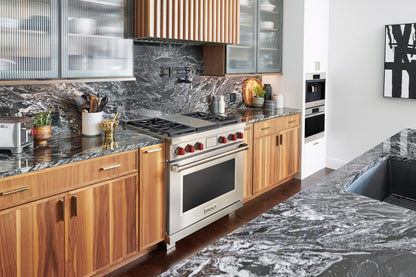 Wolf Dual Fuel 91 cm 6 burner range cooker