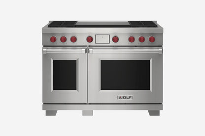 Wolf Dual Fuel 122 cm 4 burner & double Teppanyaki range cooker