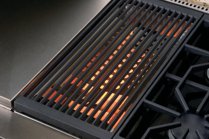 Wolf 122 cm 4 burner, teppanyaki & chargrill rangetop