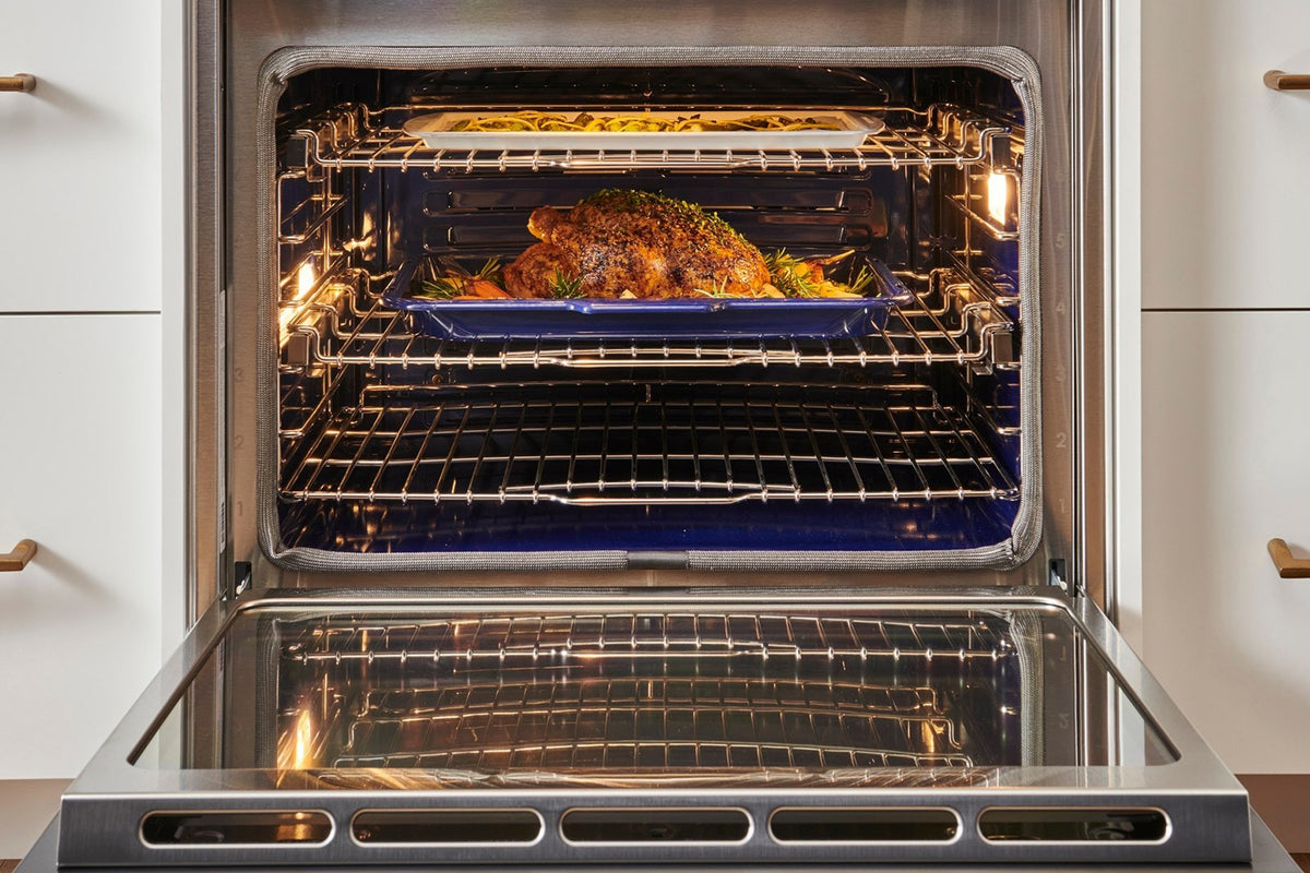 Wolf M Series Professional 76 cm oven