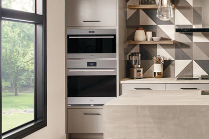 Wolf E Series Transitional 76 cm oven
