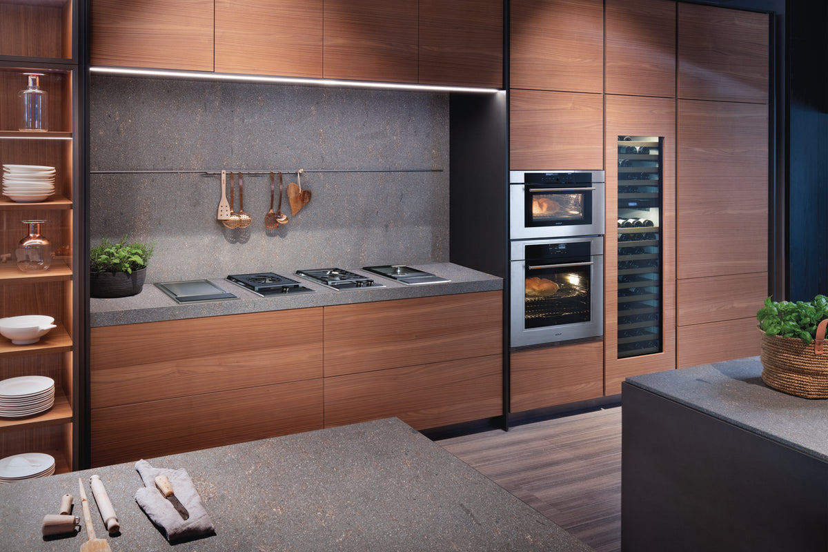 Wolf M Series Transitional 76 cm oven