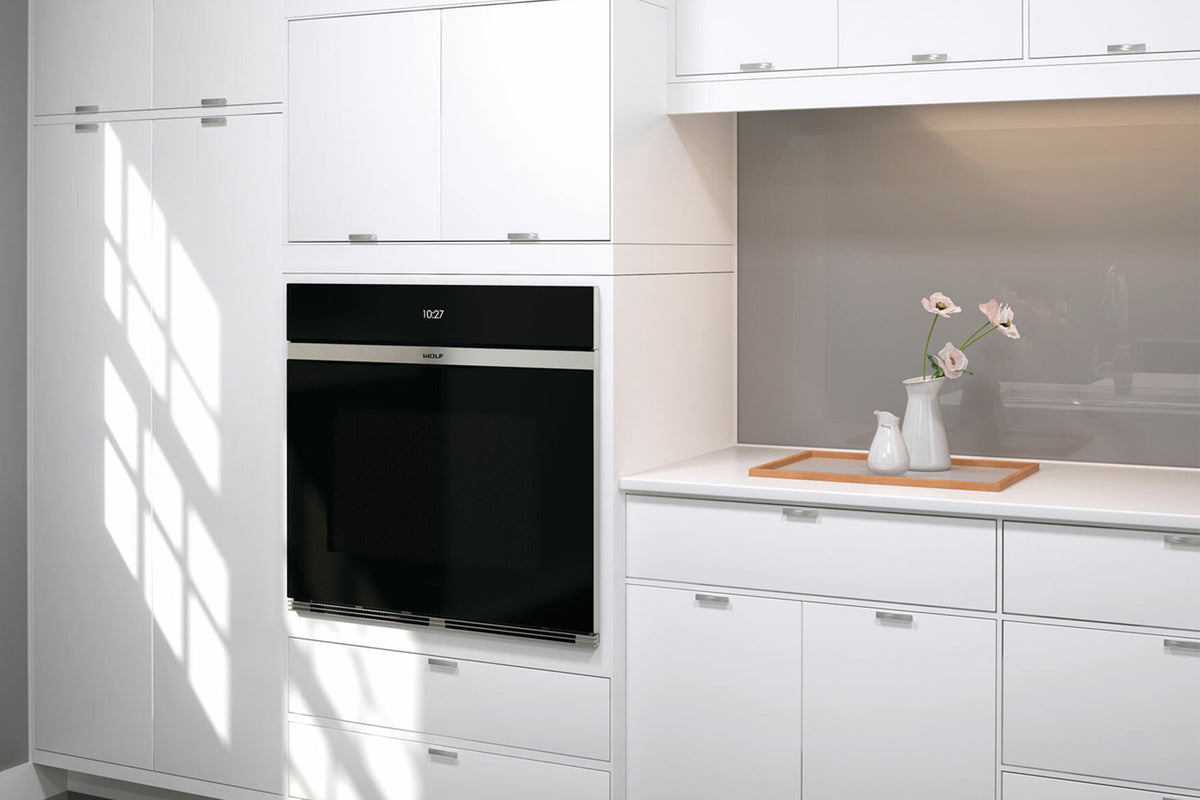 Wolf M Series Contemporary 76 cm oven
