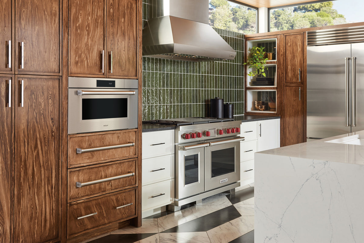 Wolf M Series Professional 76 cm convection steam oven
